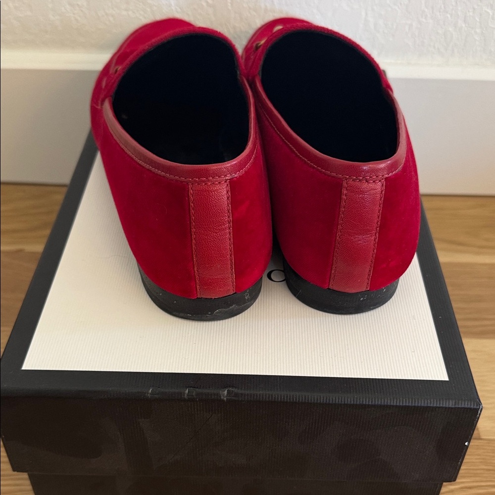 Gucci Red Velvet Horsebit Loafers - Picture 5 of 7